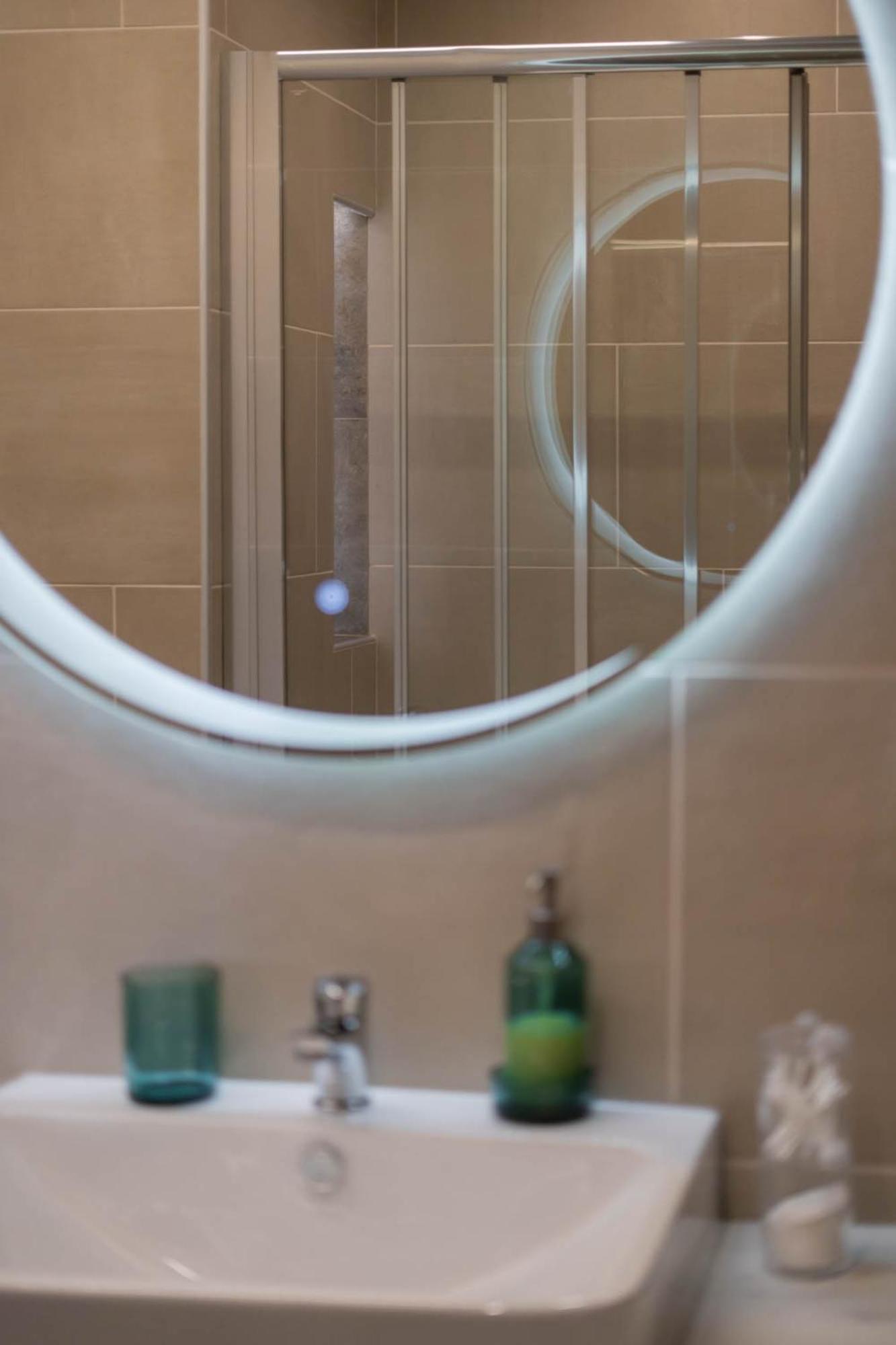 Aurora Suite Apartment كالامباكا المظهر الخارجي الصورة