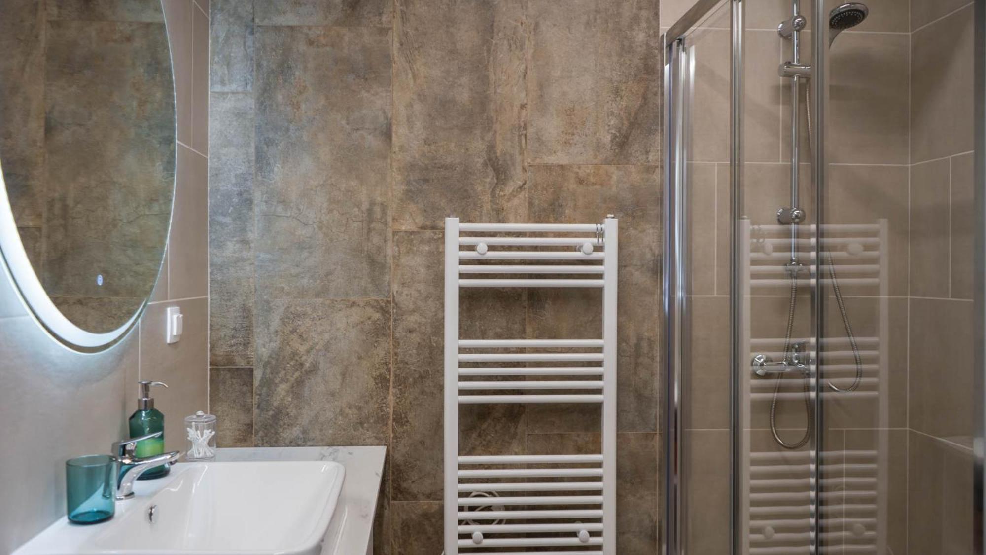 Aurora Suite Apartment كالامباكا المظهر الخارجي الصورة